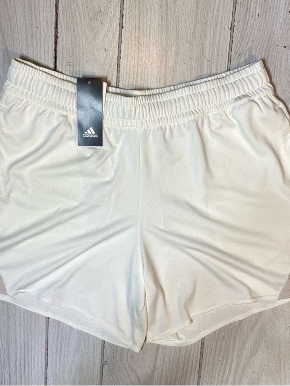 NWT Adidas Women's SLCT BB Basketball Shorts Off White Size Large HZ9979